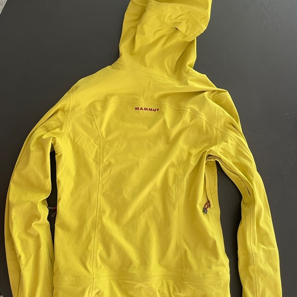 Mammut Ski Jacket - Picture 2 of 4